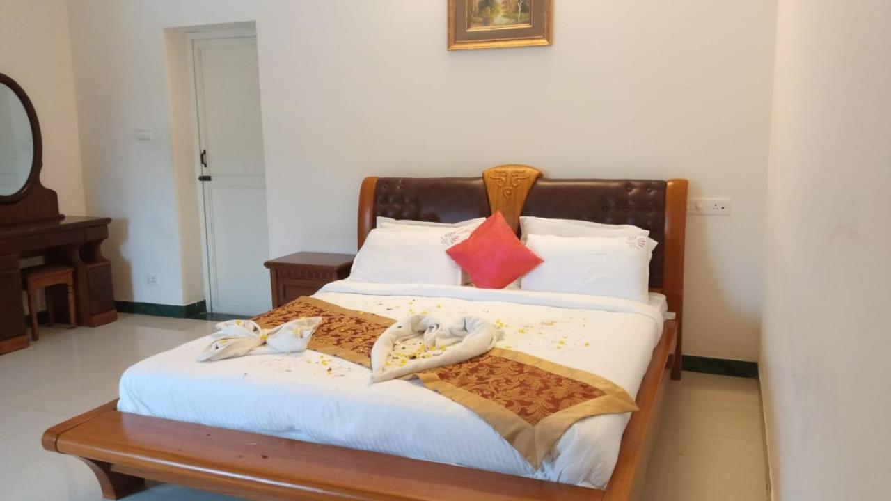 Hotel Aradhana Inn Yercaud Εξωτερικό φωτογραφία