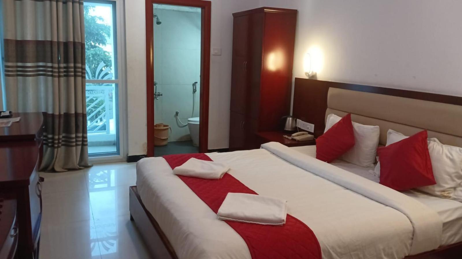 Hotel Aradhana Inn Yercaud Εξωτερικό φωτογραφία