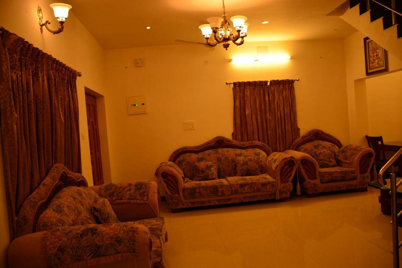 Hotel Aradhana Inn Yercaud Εξωτερικό φωτογραφία