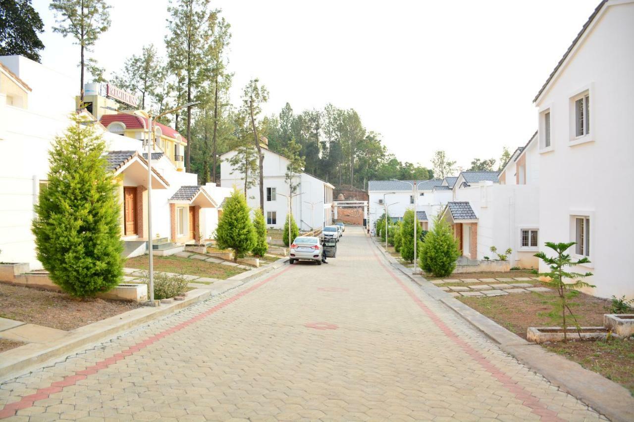 Hotel Aradhana Inn Yercaud Εξωτερικό φωτογραφία