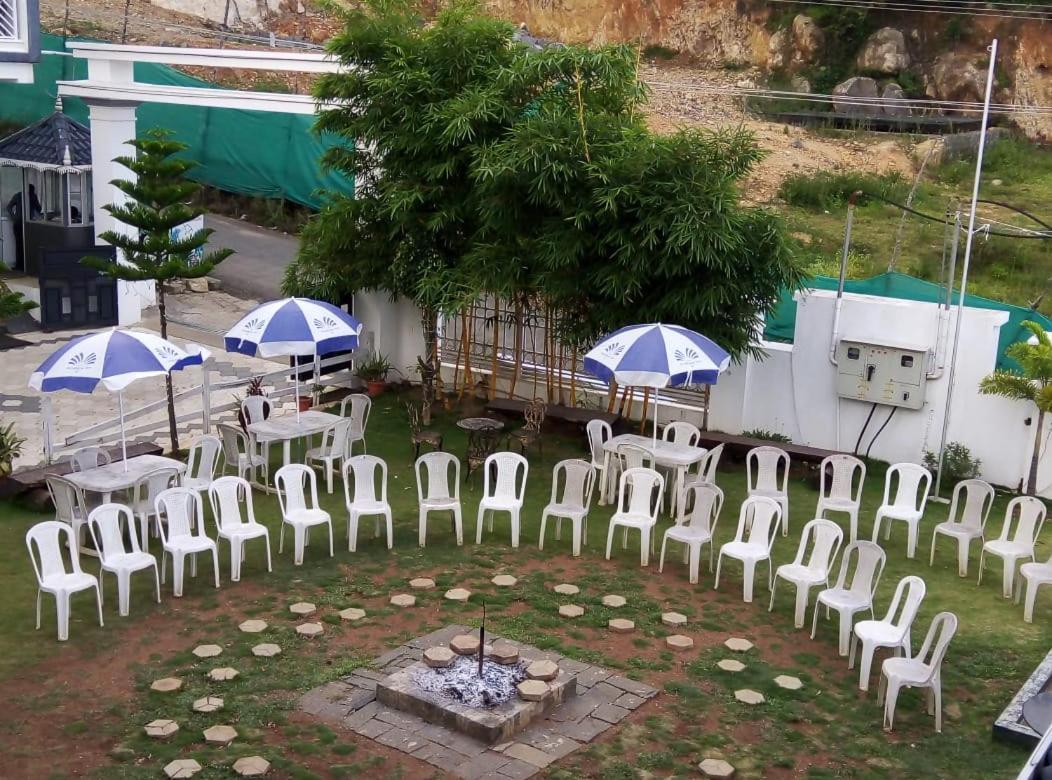 Hotel Aradhana Inn Yercaud Εξωτερικό φωτογραφία